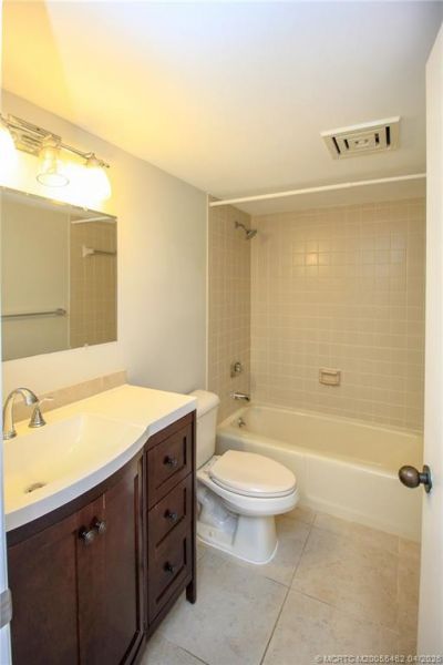4540 NE Sandpebble Trace, Unit 104, Stuart, FL 34996 Photo