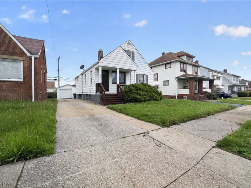 10721 Plymouth Avenue , Garfield Heights, OH 44125 Photo 2