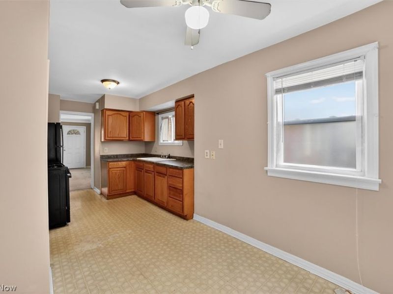 10721 Plymouth Avenue , Garfield Heights, OH 44125 Photo 6