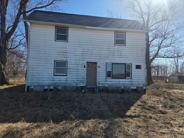 4039 W Olson Road, Rochester, IN 46975