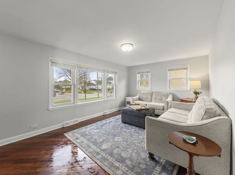 Main Photo