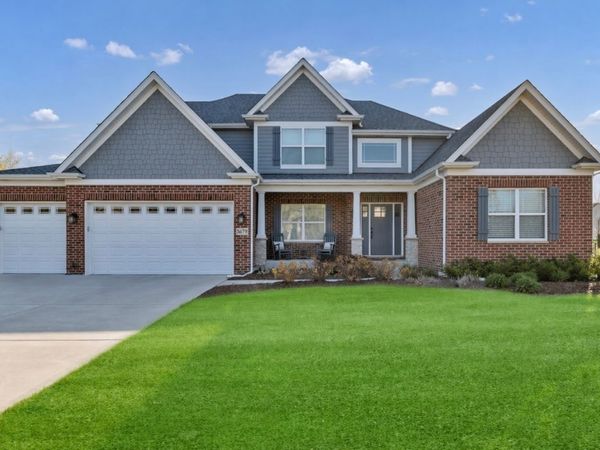 3679 Broadleaf Avenue , Elgin, IL 60124