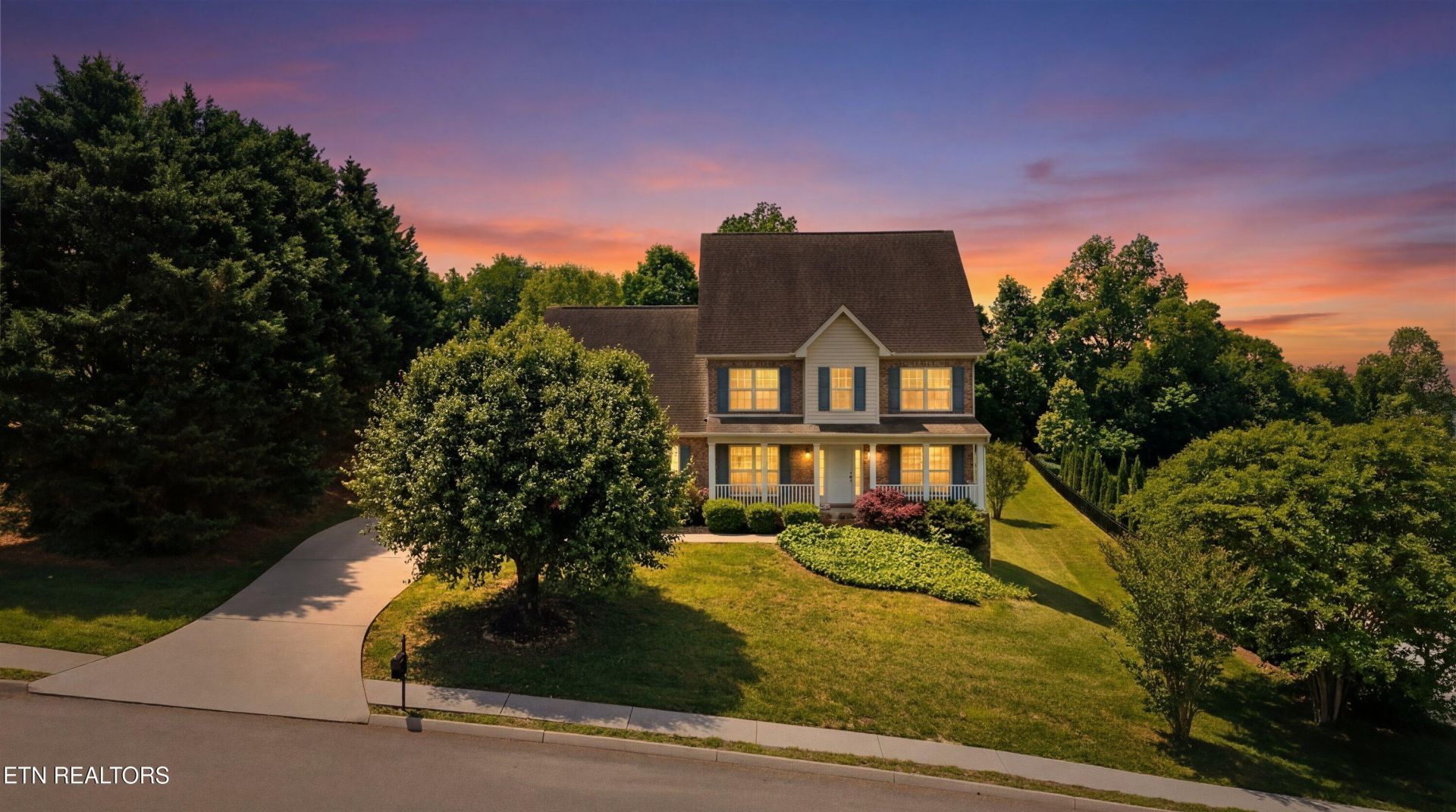1117 Amber Glades Lane, Knoxville, TN 37922 Main Photo
