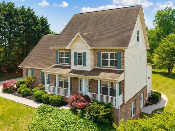1117 Amber Glades Lane, Knoxville, TN 37922