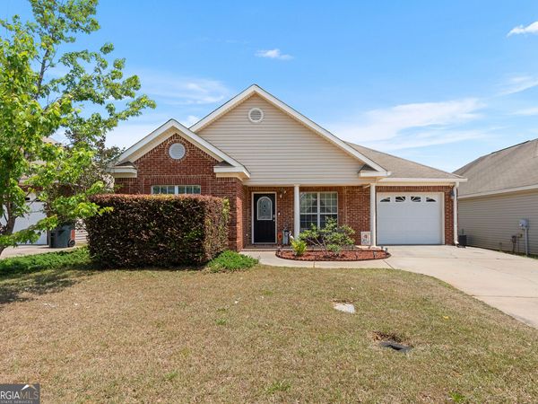 418 Covington Cove, Byron, GA 31008