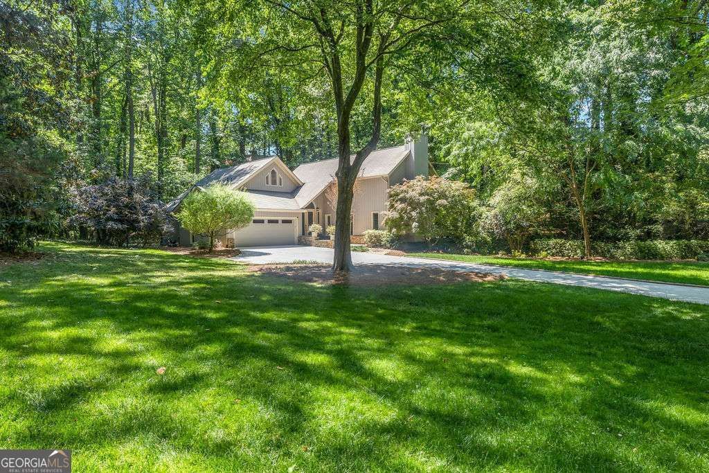 1061 Winding Branch Circle, Dunwoody, GA 30338 Main Photo