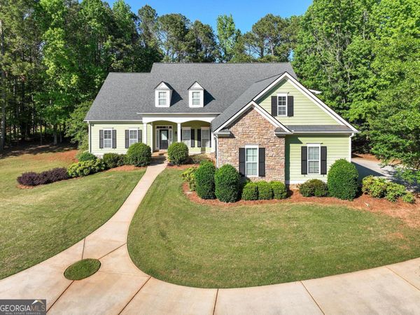 260 Addison Drive, Fayetteville, GA 30215