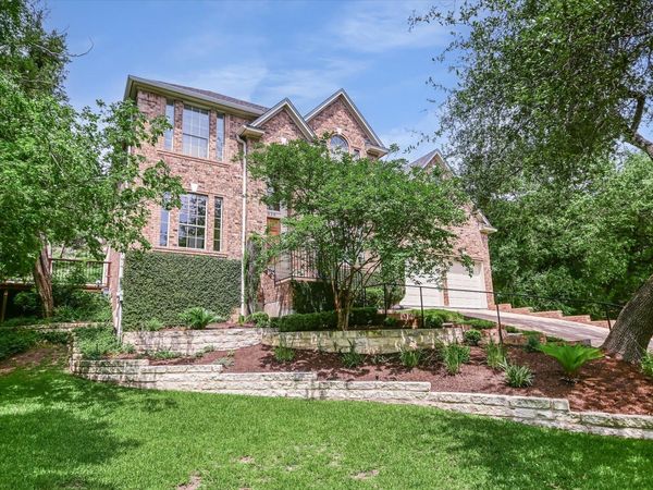 4028 Walnut Clay DR, Austin, TX 78731