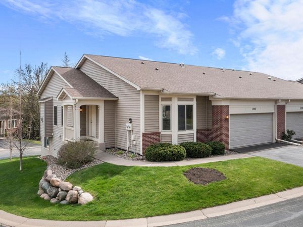 1396 Summit Shores Drive, Burnsville, MN 55306