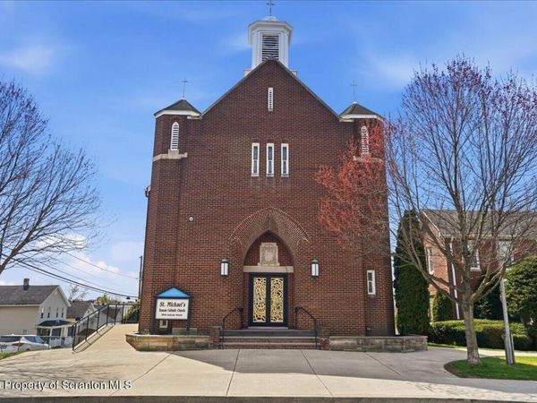 1703 Jackson Street , Scranton, PA 18504