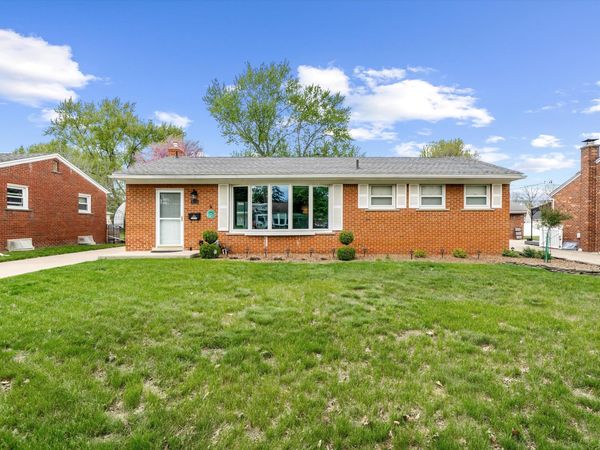 36753 Greenbush Road, Wayne, MI 48184