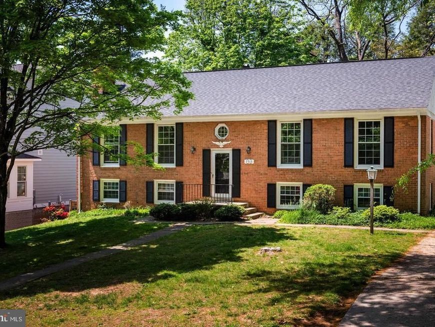 7513 Sebago Road, Bethesda, MD 20817 Main Photo