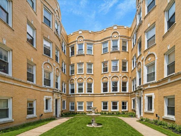 Unit 3, Chicago, IL 60645