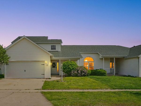 708 Erin Drive, Champaign, IL 61822