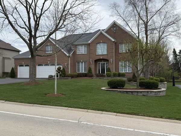 3621 Bunker Hill Drive , Algonquin, IL 60102