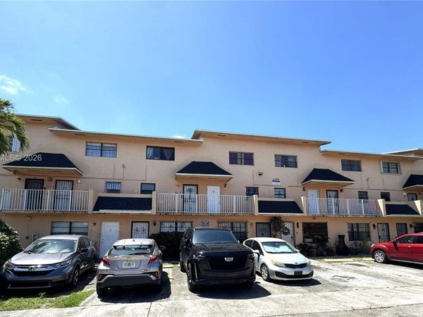 2260 W 53rd Pl , Unit 7, Hialeah, FL 33016