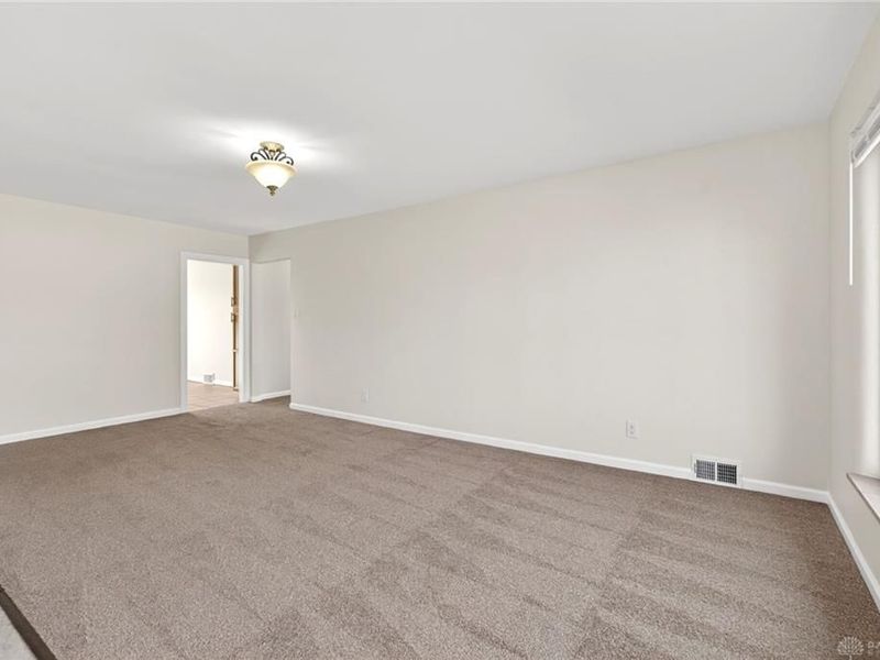 2800 Shafor Boulevard, Unit 2, Oakwood, OH 45419 Photo 4