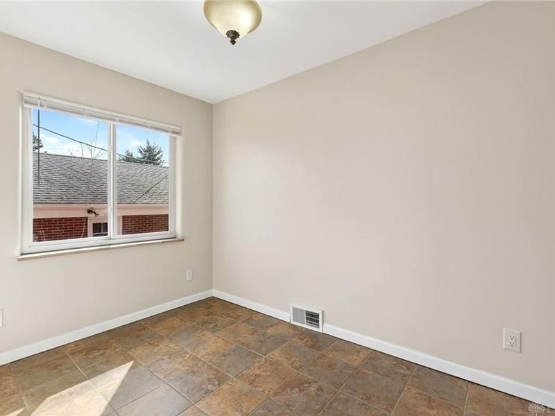 2800 Shafor Boulevard, Unit 2, Oakwood, OH 45419 Photo 7