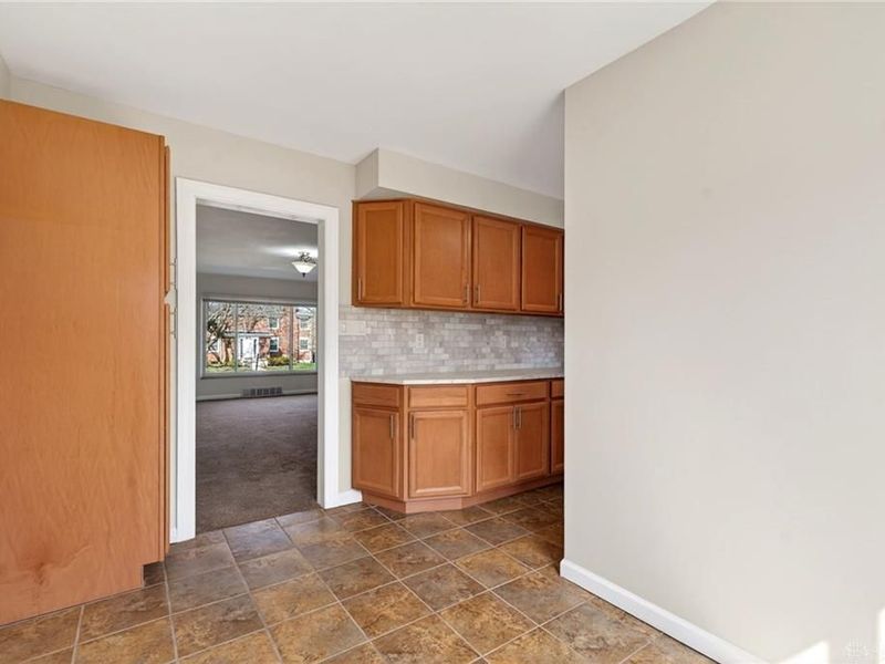 2800 Shafor Boulevard, Unit 2, Oakwood, OH 45419 Photo 9