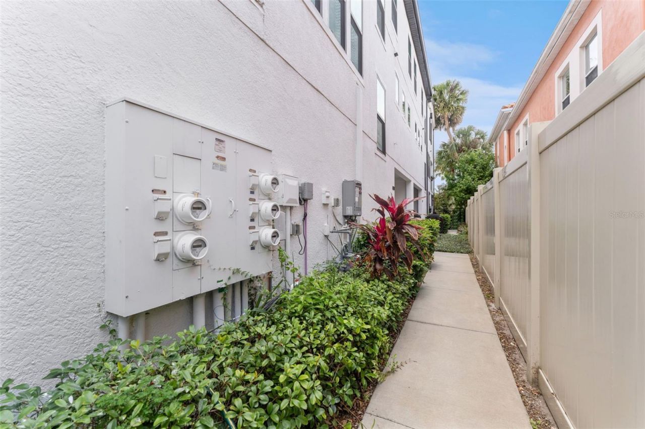 412 S Albany Avenue, Unit 2, Tampa, FL 33606 Photo