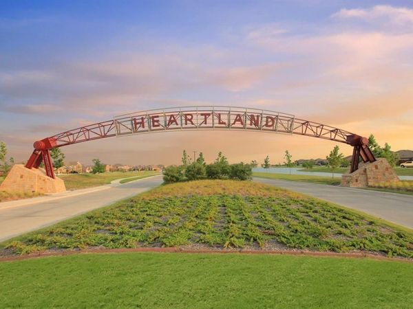 3909 Belleview Place, Crandall, TX 75114