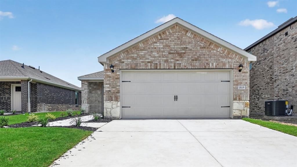 1819 Teton River Drive, Blue Ridge, TX 75424 Main Photo