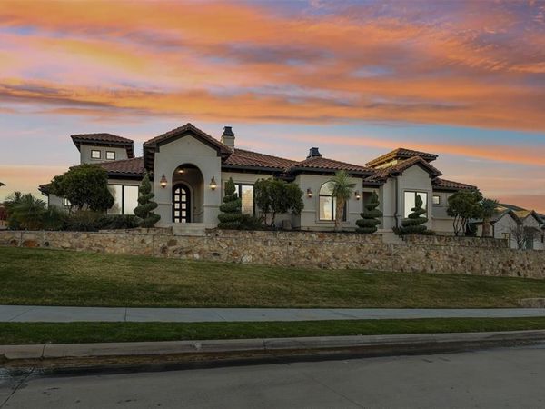 8604 E Cantera Way, Benbrook, TX 76126
