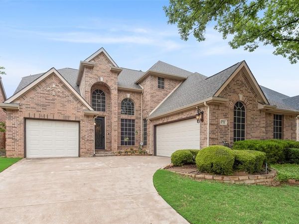 8711 Weston Lane, Lantana, TX 76226