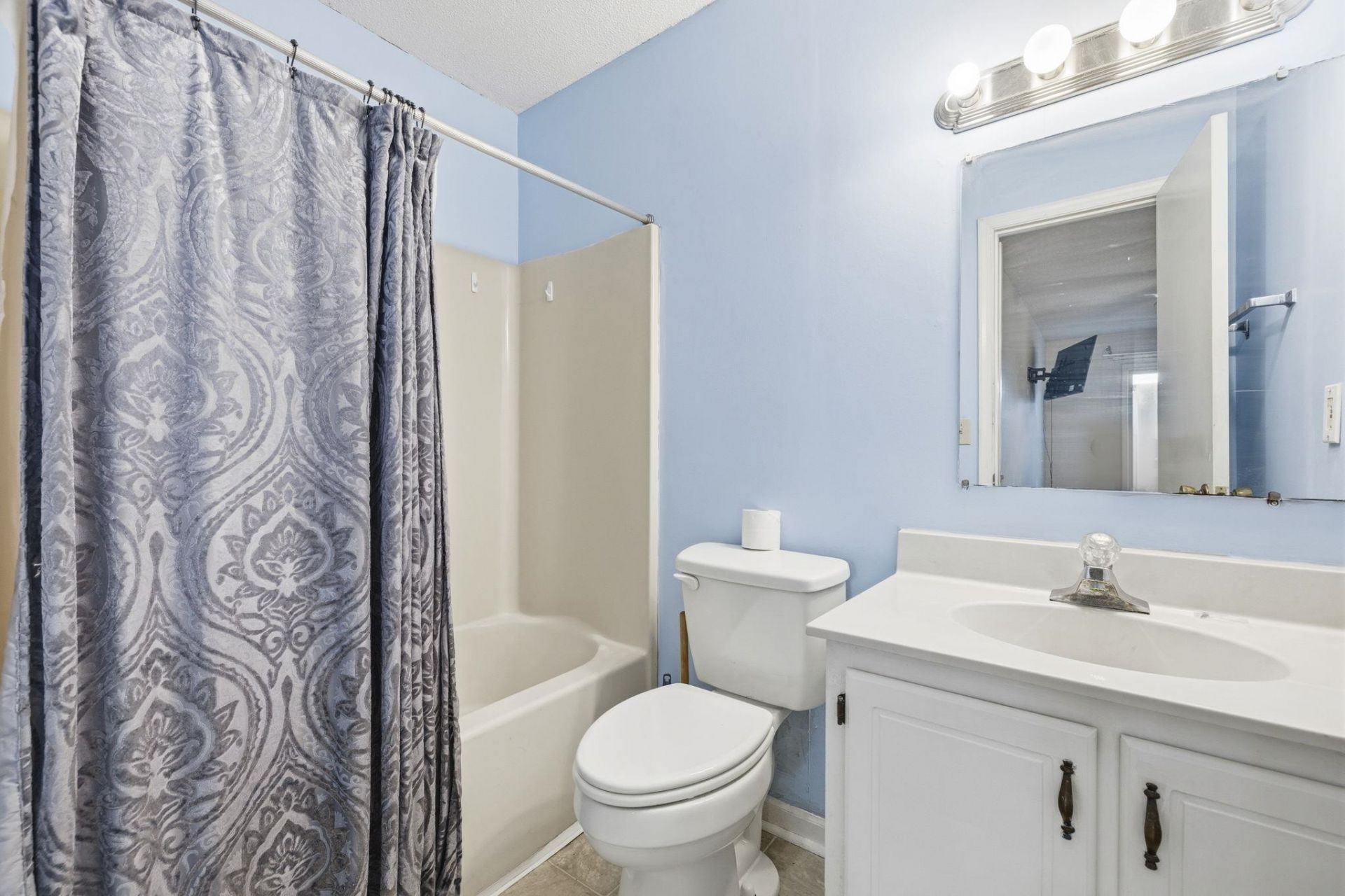 1381 Turkey Ridge Rd.  Photo 10