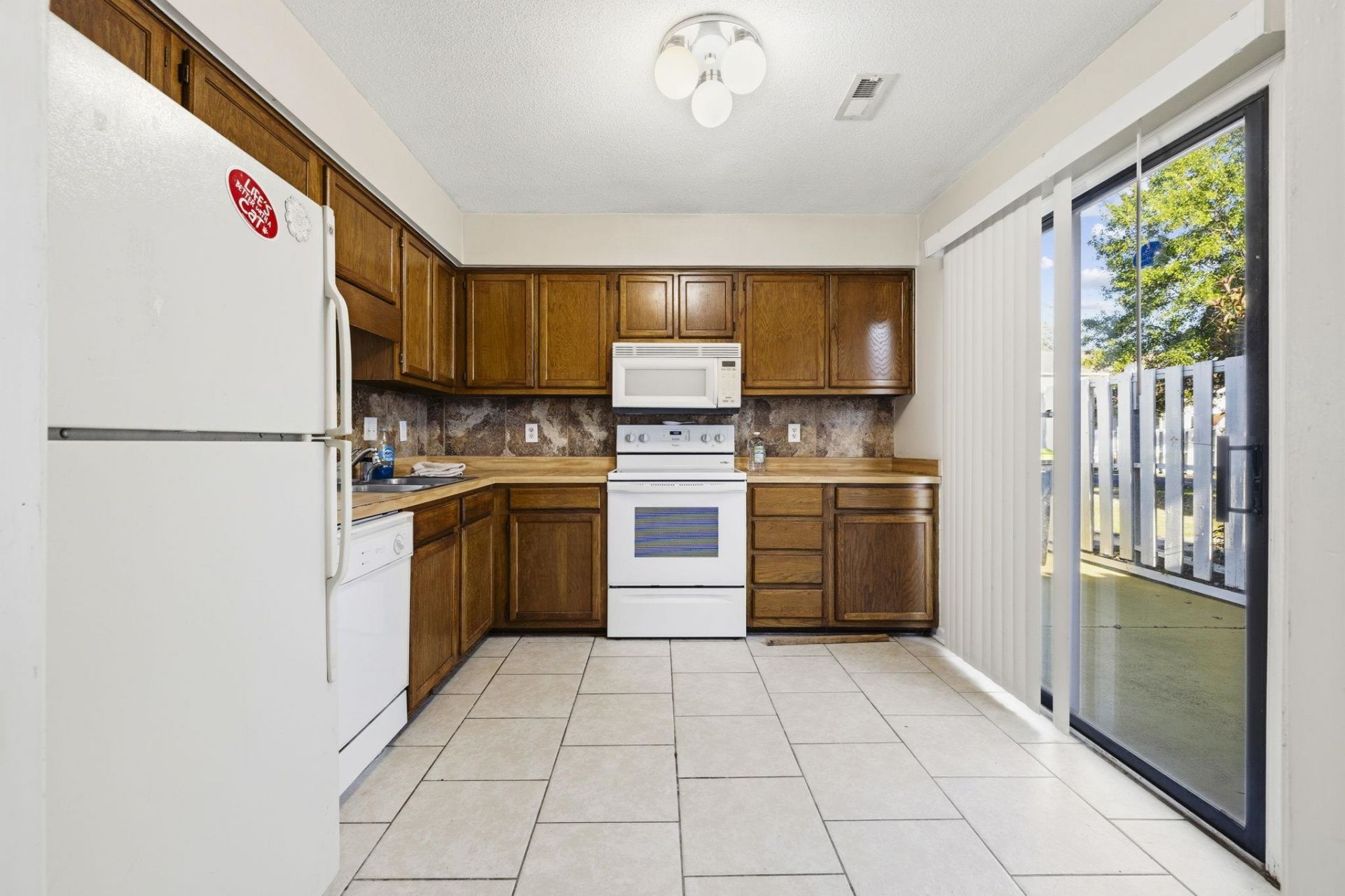 1381 Turkey Ridge Rd.  Photo 6