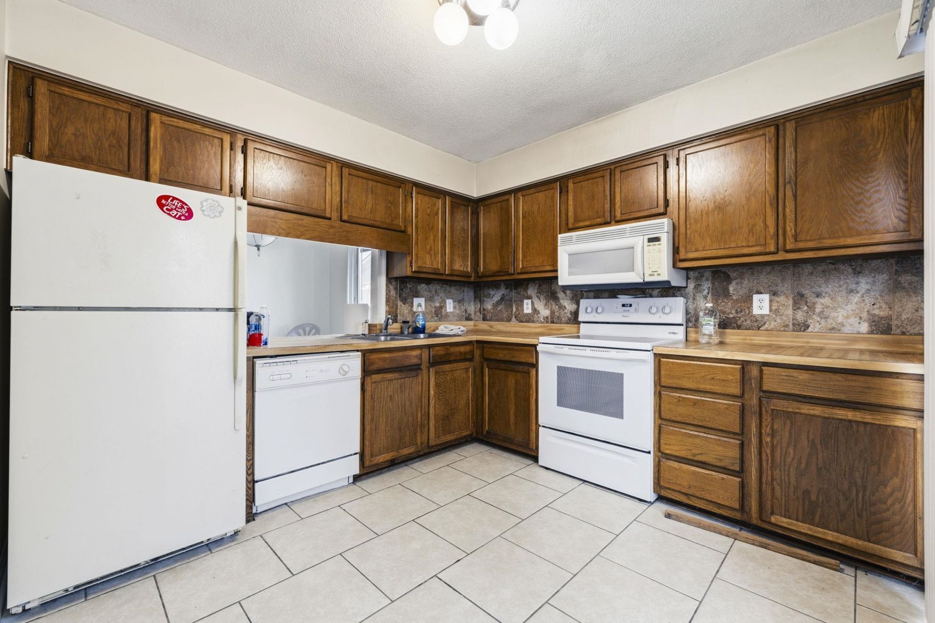 1381 Turkey Ridge Rd.  Photo 7