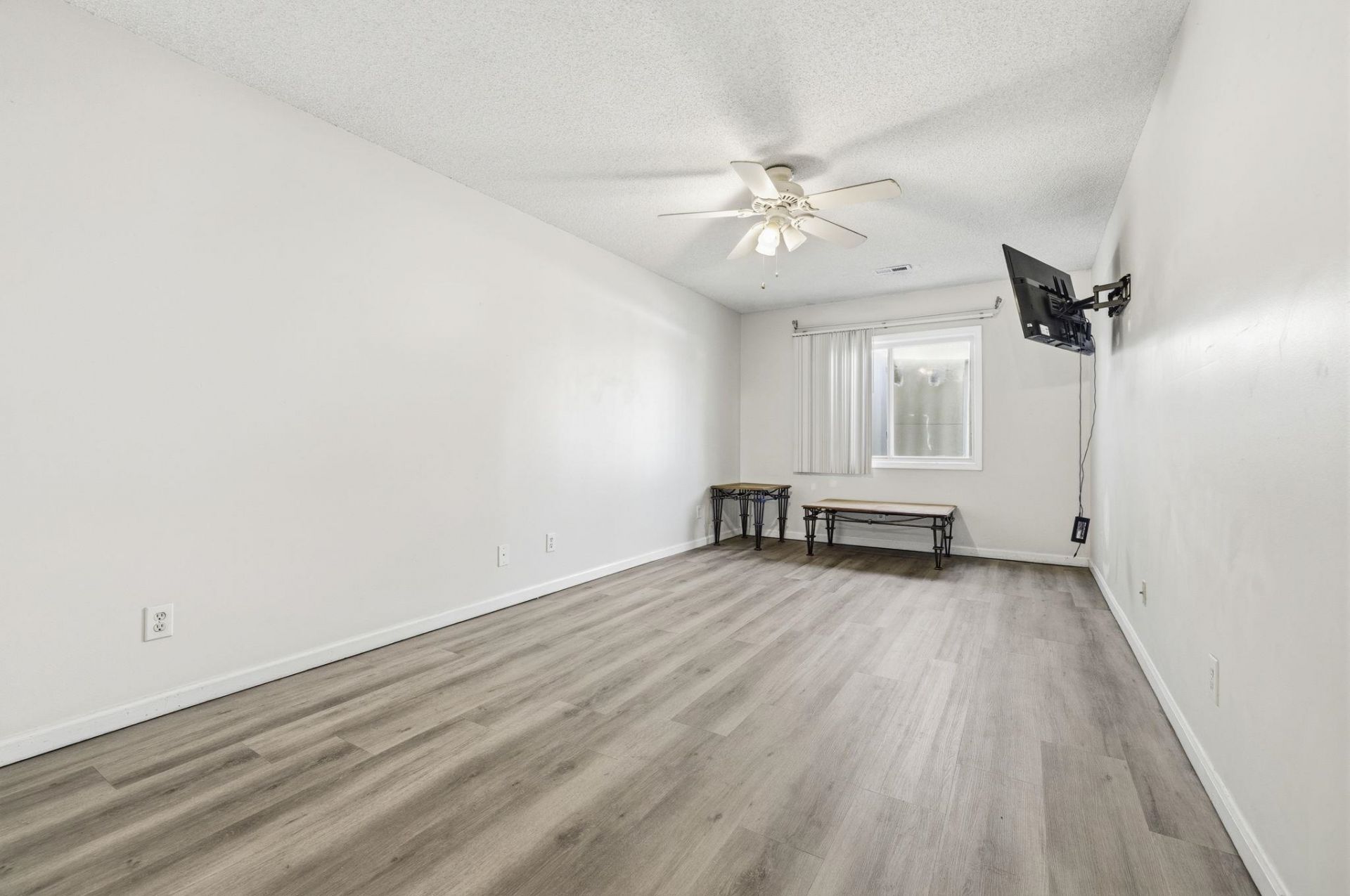 1381 Turkey Ridge Rd.  Photo 8