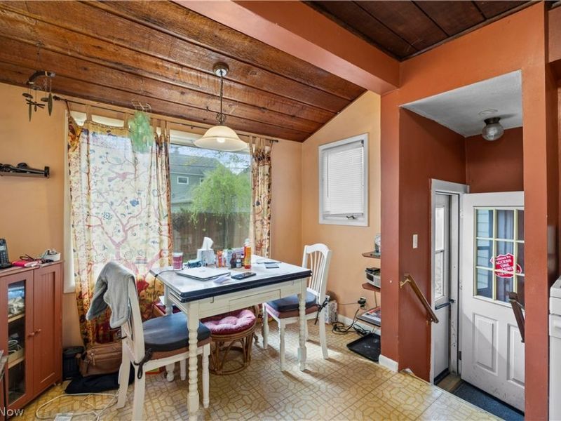 2212 Olive Avenue , Lakewood, OH 44107 Photo 21