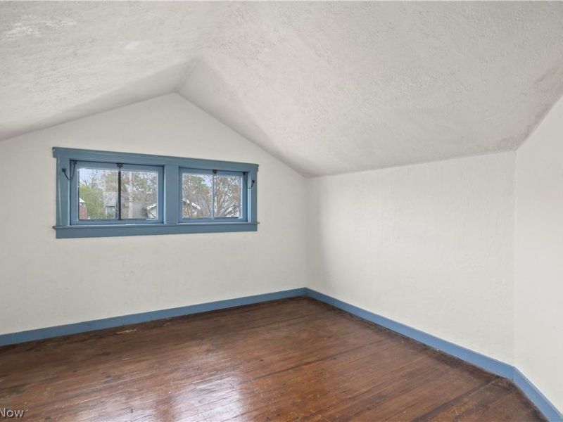 2212 Olive Avenue , Lakewood, OH 44107 Photo 26