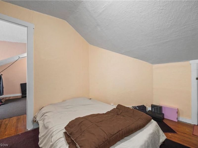 2212 Olive Avenue , Lakewood, OH 44107 Photo 30