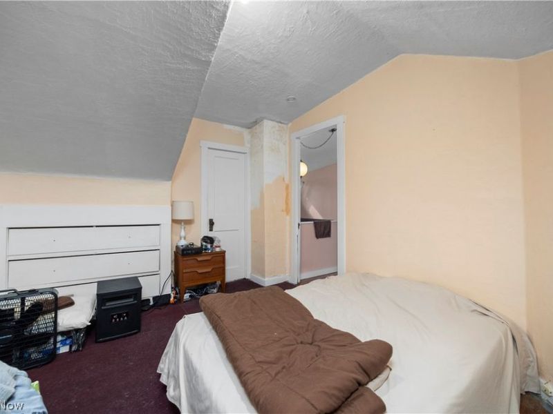 2212 Olive Avenue , Lakewood, OH 44107 Photo 31