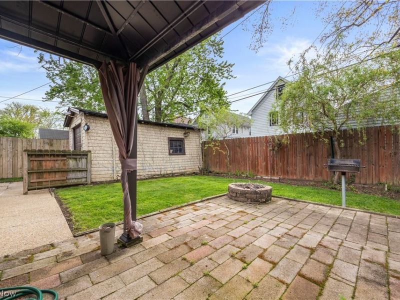 2212 Olive Avenue , Lakewood, OH 44107 Photo 7