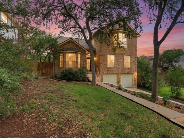 13719 MORNINGBLUFF DR, San Antonio, TX 78216