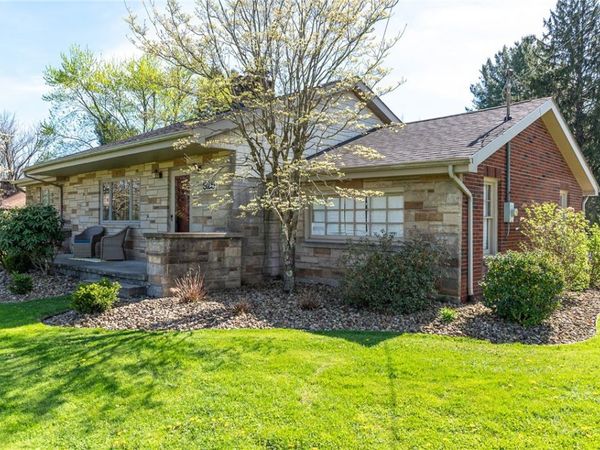 925 N KEEL RIDGE RD., Hermitage, PA 16148