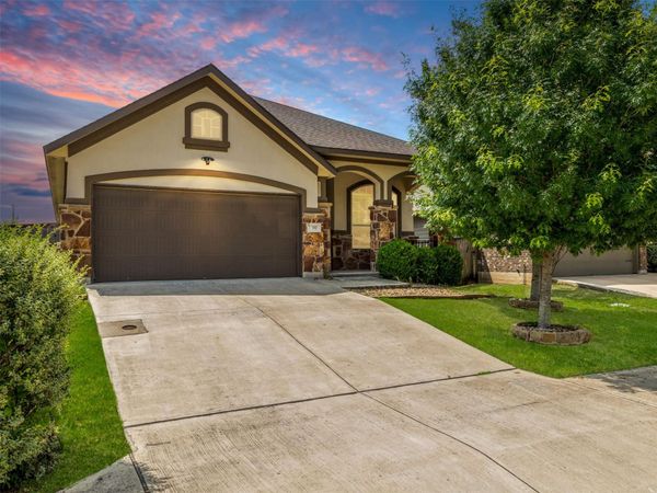 717 Blue Agave LN, Georgetown, TX 78626
