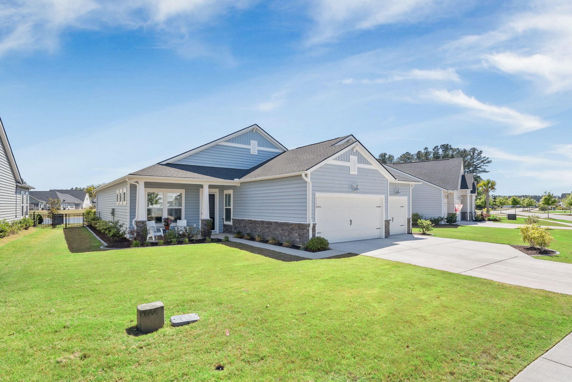 1129 Cane Creek Way Photo 4