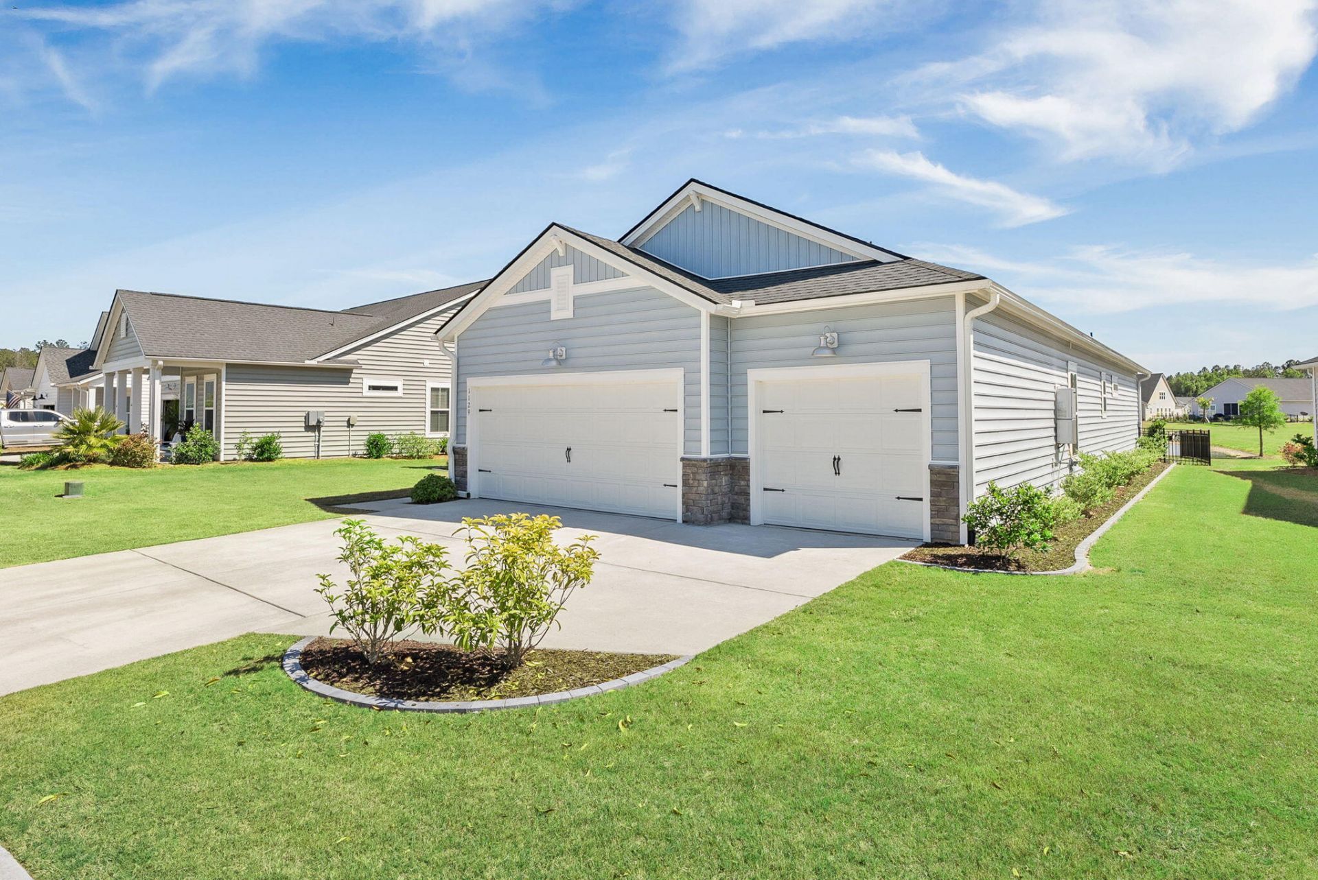 1129 Cane Creek Way Photo 5