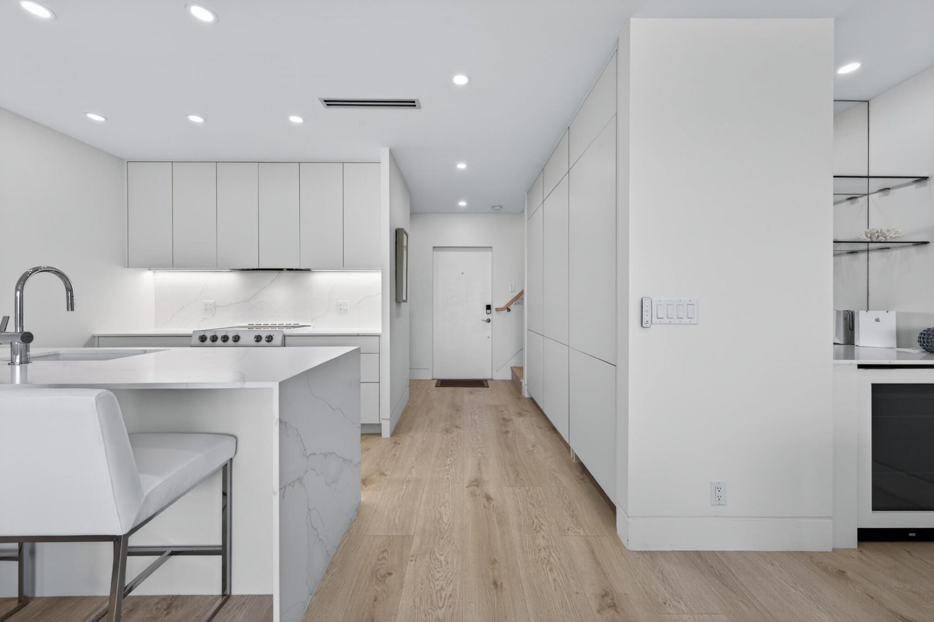 5720 Old Ocean Boulevard, Unit 5e, Ocean Ridge, FL 33435 Photo