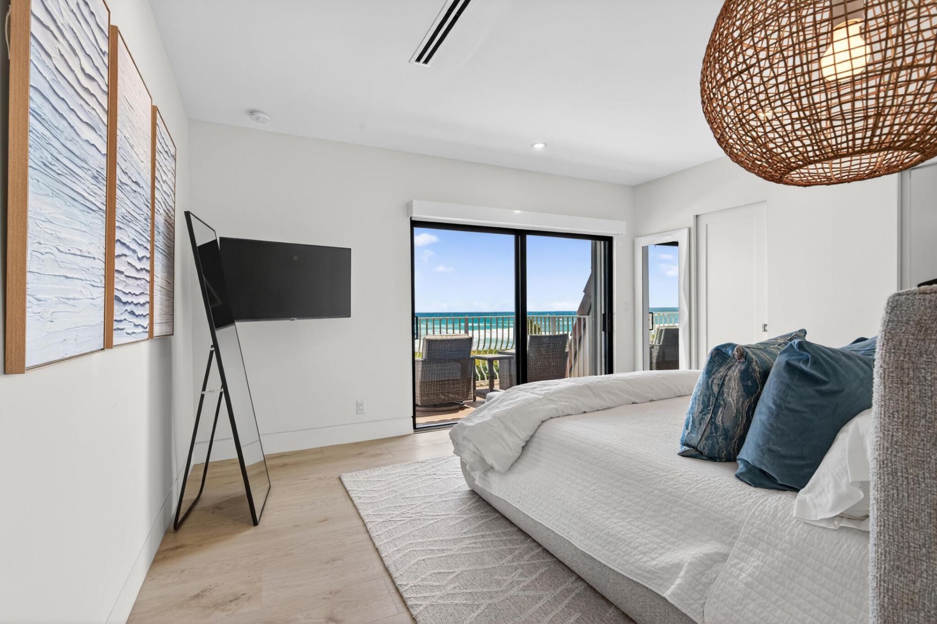 5720 Old Ocean Boulevard, Unit 5e, Ocean Ridge, FL 33435 Photo