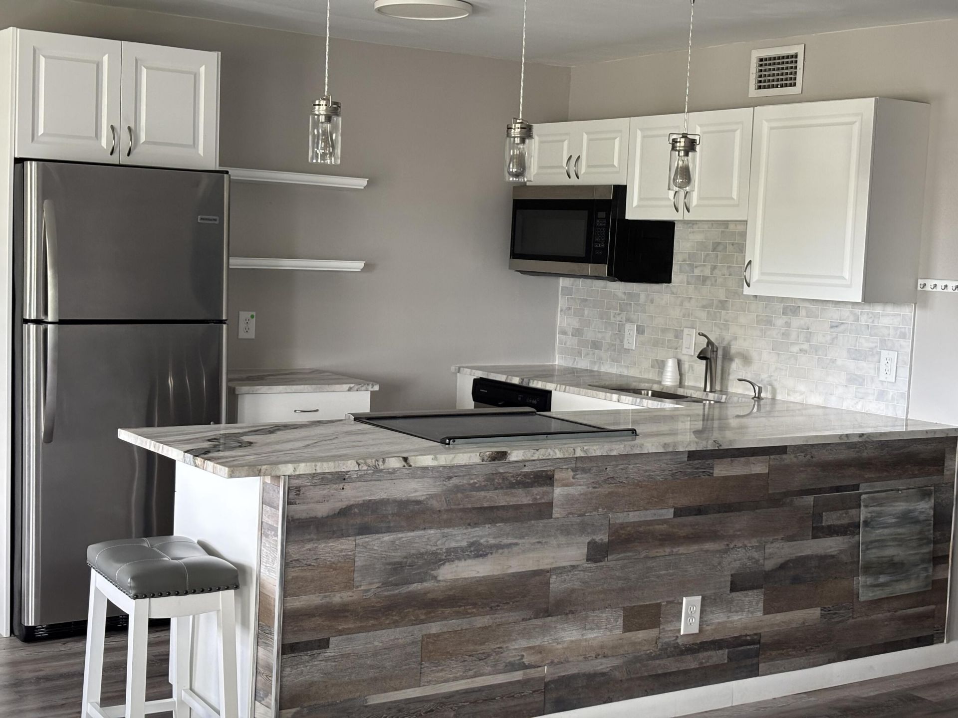 311 Chatham, Unit 311, West Palm Beach, FL 33417 Photo