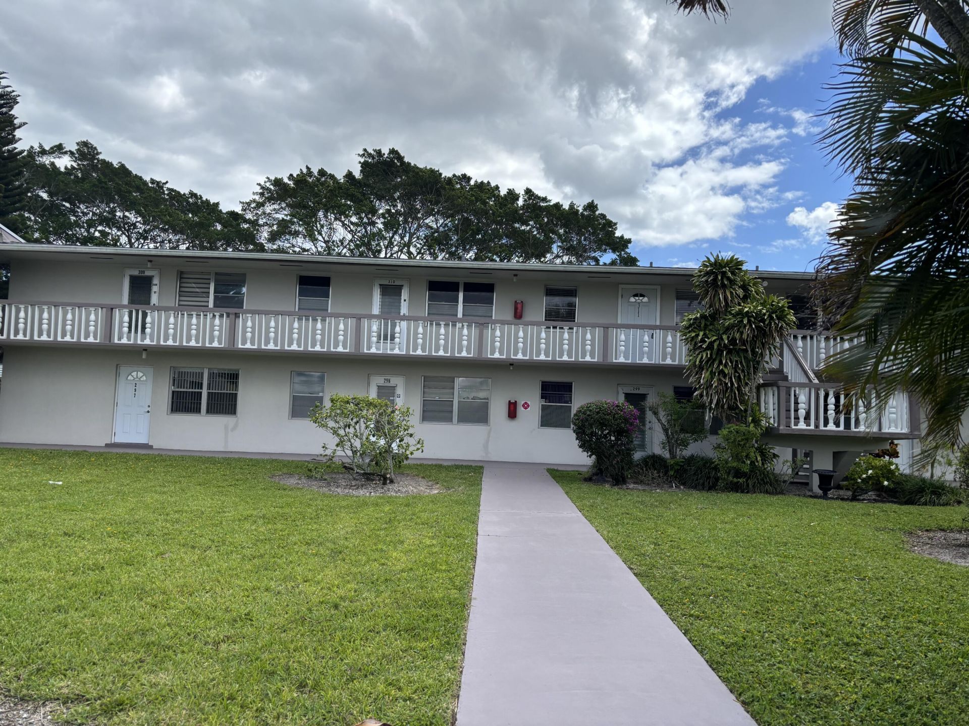 311 Chatham, Unit 311, West Palm Beach, FL 33417 Photo