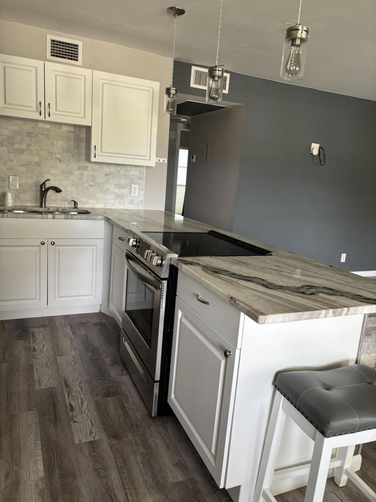 311 Chatham, Unit 311, West Palm Beach, FL 33417 Photo