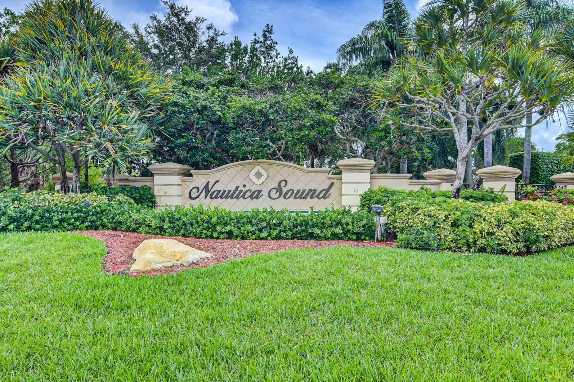 7245 Chesapeake Circle, Boynton Beach, FL 33436 Photo
