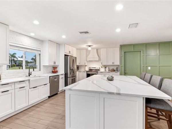 13821 River Forest DR, FORT MYERS, FL 33905