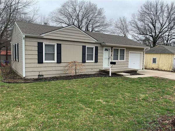 401 SW Madison Street, Lee's Summit, MO 64063